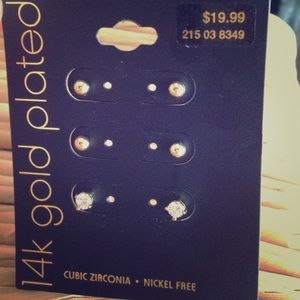 Earings Beautiful Gold petit ⭐️